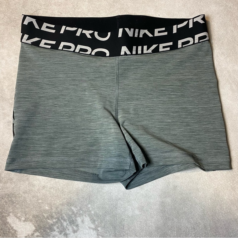 Women's Nike Pro Compression Training Shorts Gray & Black Short Booty *flaw